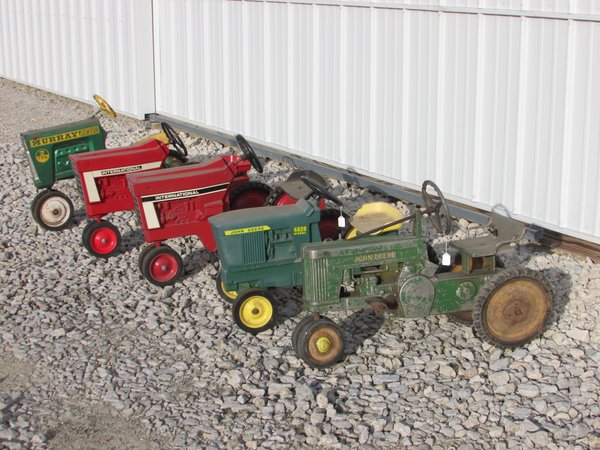 LARGE TOY AUCTION IN WHITLEY COUNTY, INDIANA